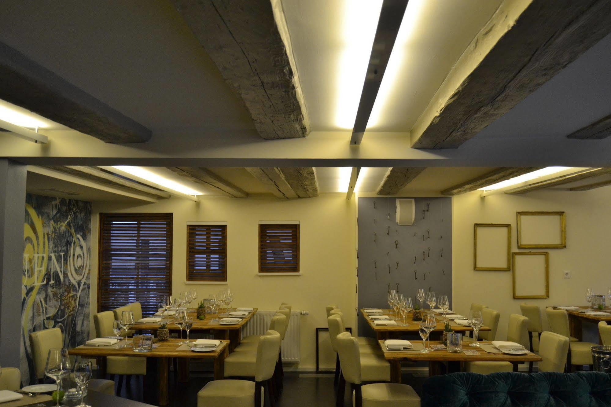 Boutique Hotel Pfauen Schorndorf  Esterno foto